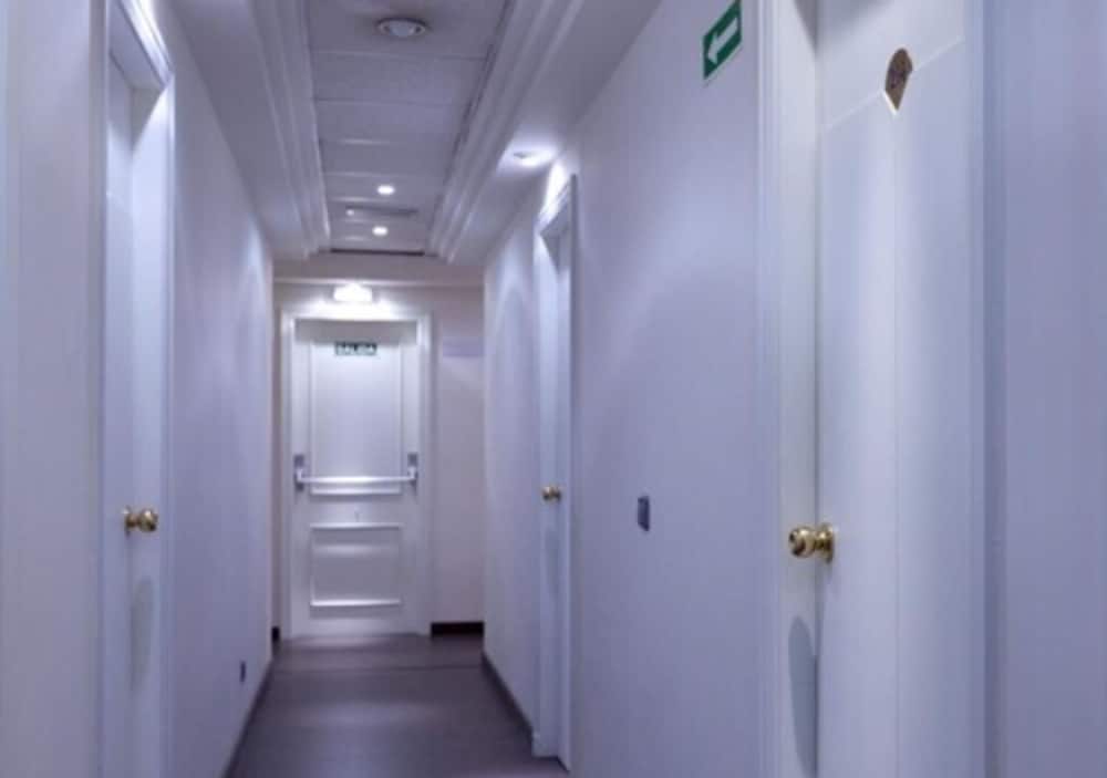 hotel madrid torrejon plaza