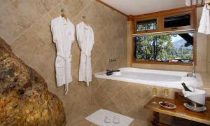 charming luxury lodge and private spa