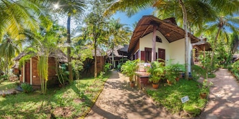 soma manaltheeram ayurveda beach village