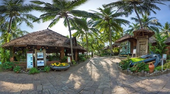 soma manaltheeram ayurveda beach village