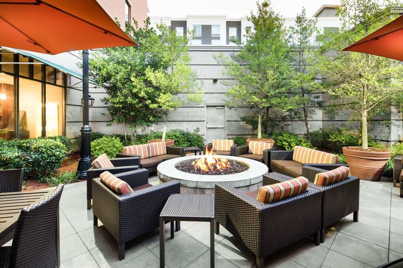 hampton inn and suites little rock downtown