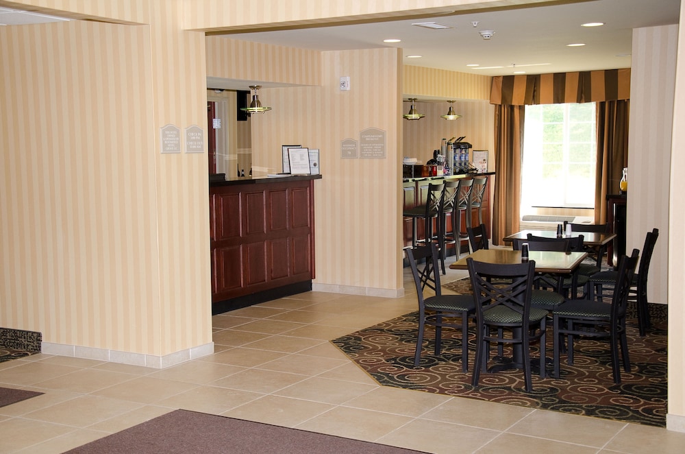 cobblestone inn and suites bloomfield