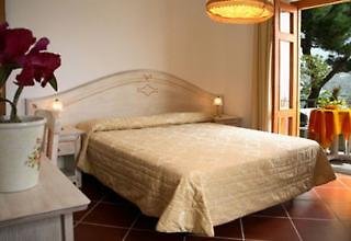 Punta Chiarito Resort,Forio>>Campania,4 star
