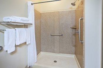 holiday inn express and suites montpelier by ihg