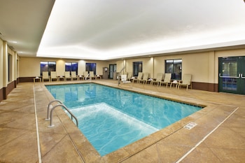holiday inn express and suites montpelier by ihg