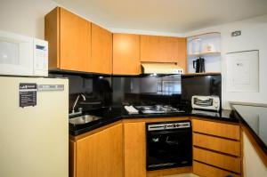 travelers suites edificio fontana plaza
