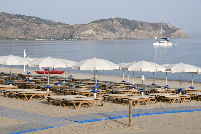 voi baia di tindari resort