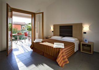 voi baia di tindari resort
