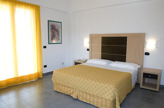 voi baia di tindari resort