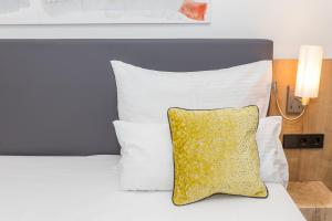 Hotel Goldenes Rad,Memmingen>>Blaustein,4 star