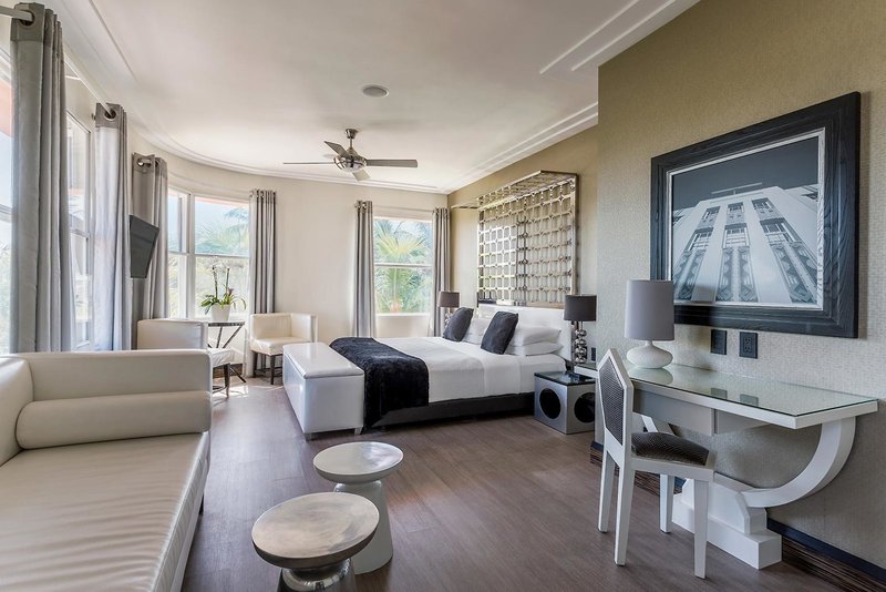 waldorf towers south beach