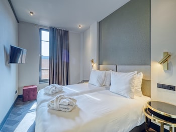 g experience hotel
