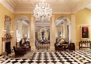 Claridges,Old Malden>>London,5 star