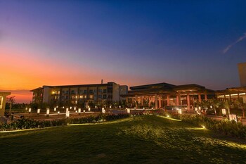 Jw Marriott Bengaluru Prestige Golfshire Resort & Spa,Devanahalli,5 star
