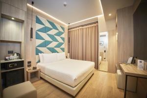 Ih Hotels Milano Ambasciatori,Novate Milanese>>Milan,4 star