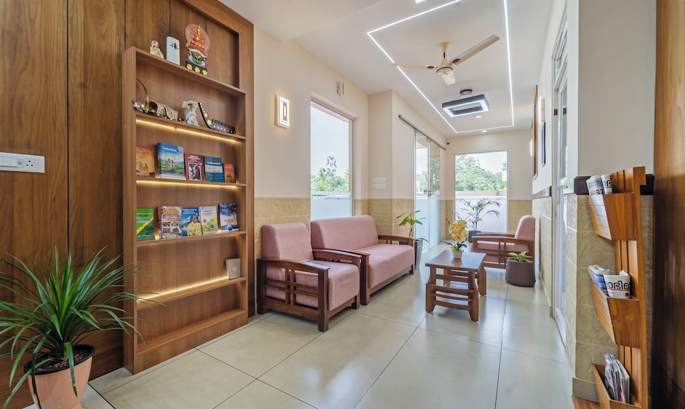 treebo thoduvas star plaza cochin airport