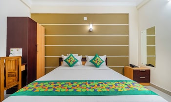 treebo thoduvas star plaza cochin airport