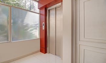 treebo thoduvas star plaza cochin airport