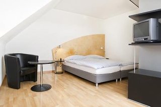 Hotel La Pergola,Canton Of Bern>>Bern,3 star