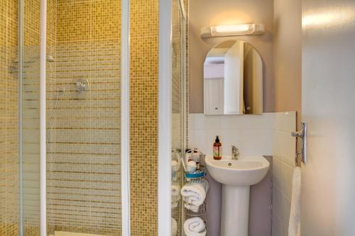 st aidens guesthouse