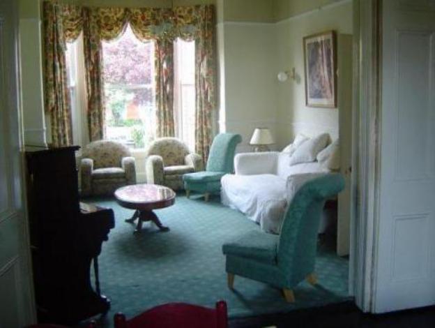 st aidens guesthouse