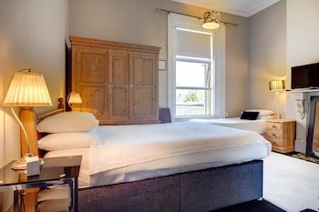 st aidens guesthouse