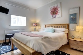 st aidens guesthouse