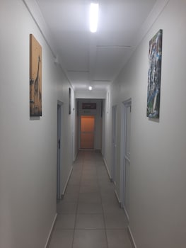 monument western guesthouse