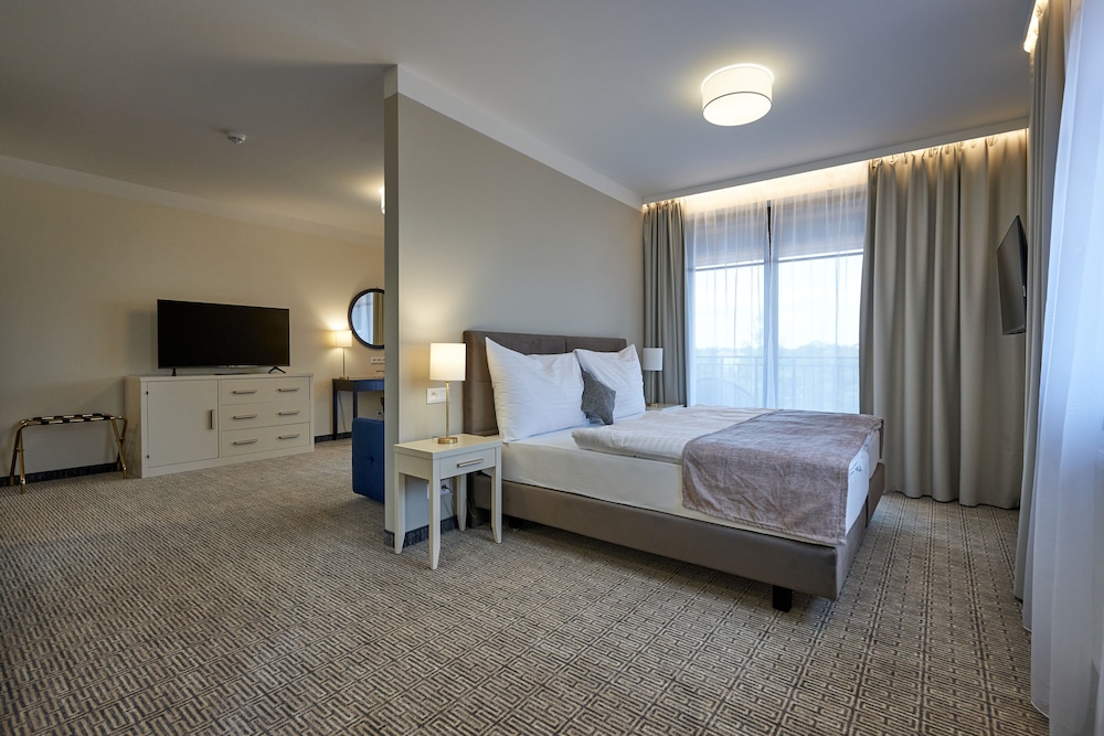 hotel queens