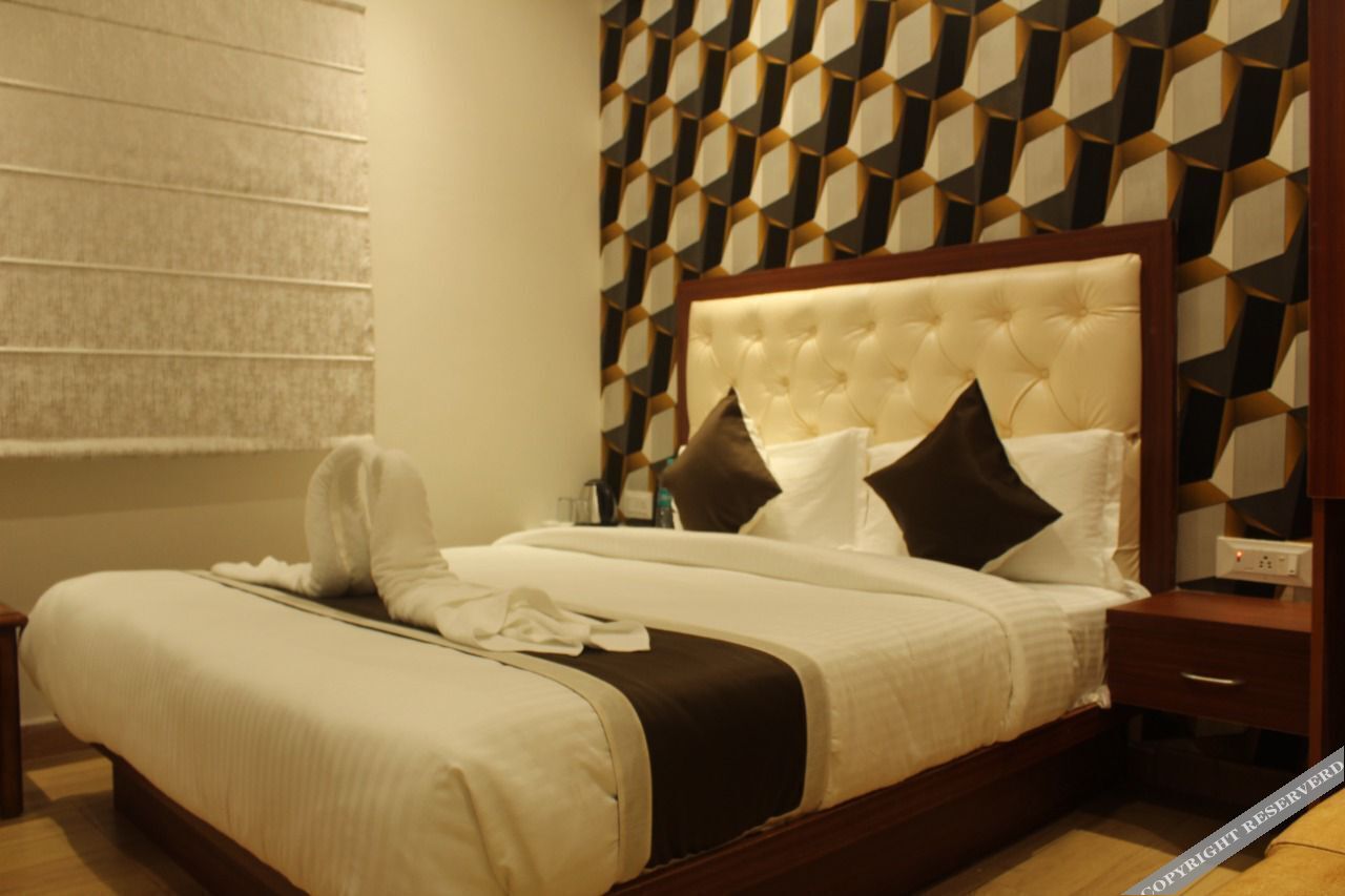 hotel sv grand varanasi