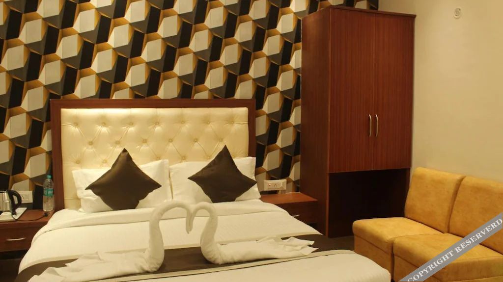 hotel sv grand varanasi