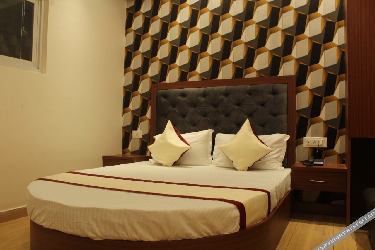 hotel sv grand varanasi