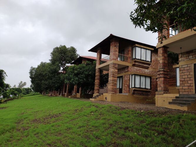 kavish gir lion resort