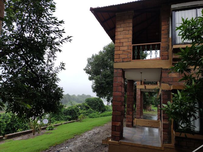kavish gir lion resort