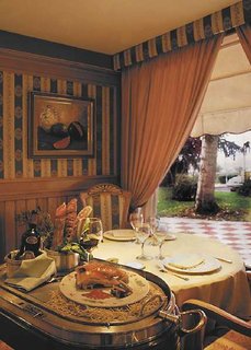 Hotel Ilunion Las Lomas,Near Circo Romano,4 star