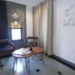 hotel udai niwas by the lake