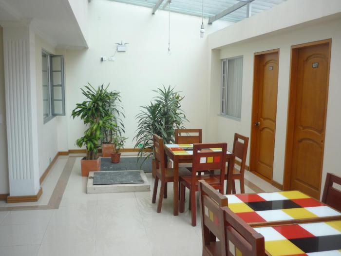 hotel casa la riviera