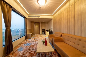 the monarch at chakan midc pune