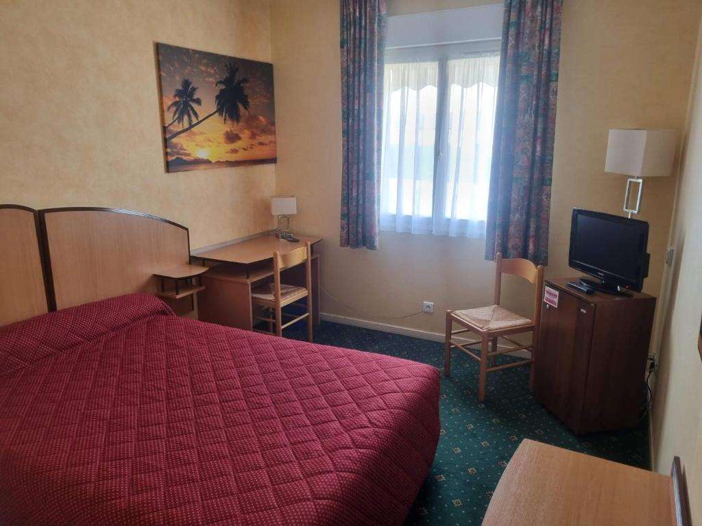 logis hotel sully le chateau