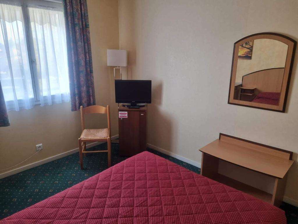 logis hotel sully le chateau