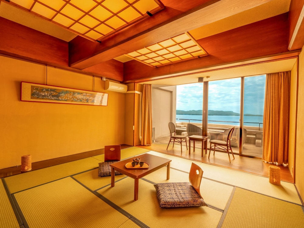 yukai resort hirado senrigahamaonsen hotel ranpu