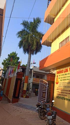 anand lok vatika