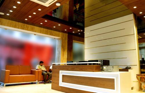 Vybrant Hotels,,3 star