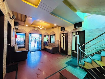 hotel goodluck residency