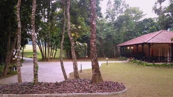 montrose golf resort and spa