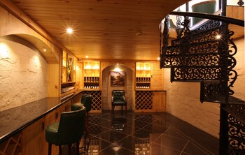 montrose golf resort and spa