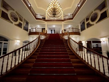 montrose golf resort and spa