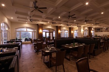 montrose golf resort and spa