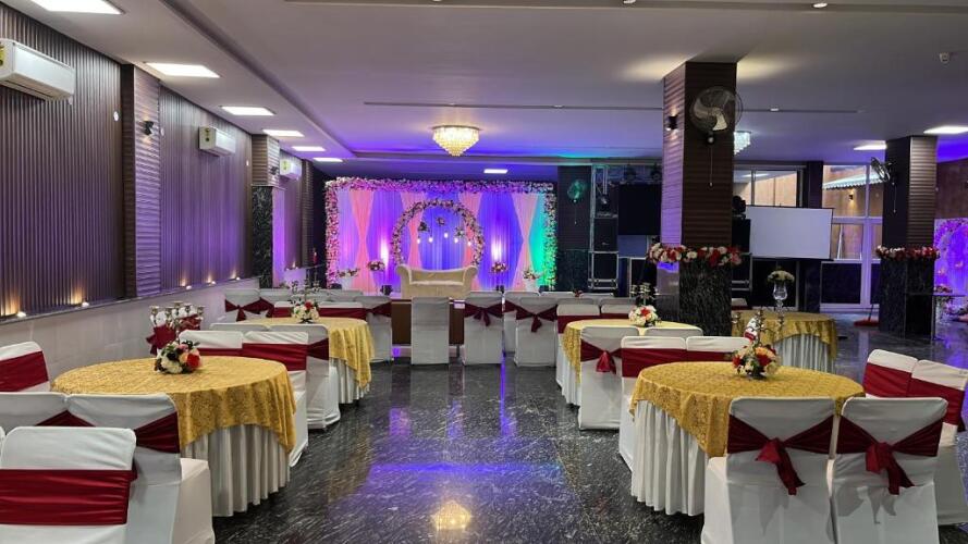 hotel grand manor