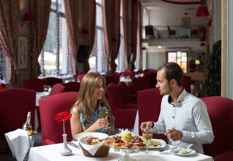 tulip inn rosa khutor